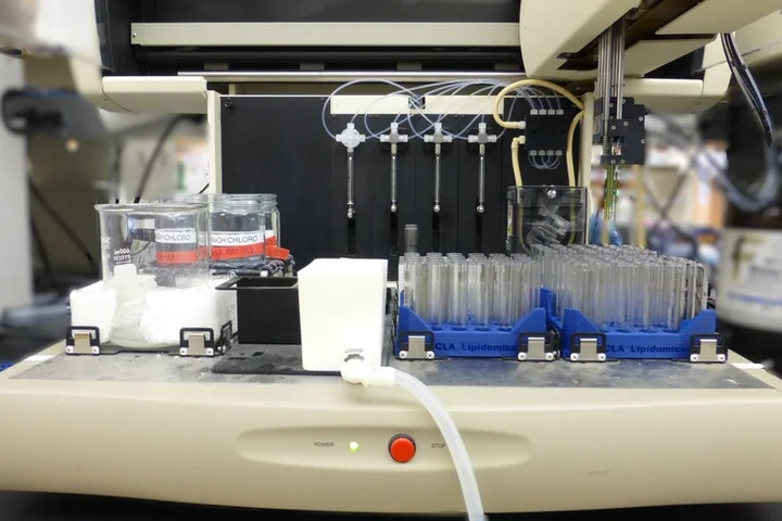 Lab equipment including vials