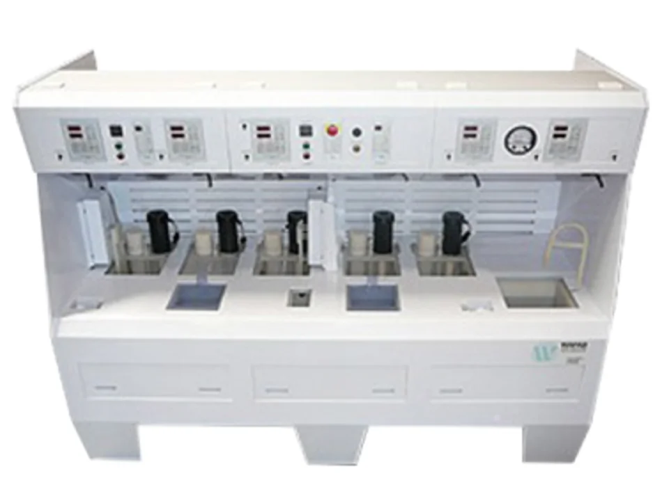 Chemical Wet Benches (CNSI)