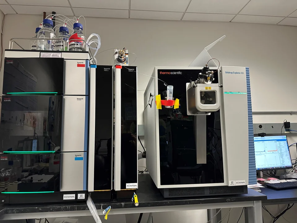 A Photo of an Exploris 480 Mass Spectrometer