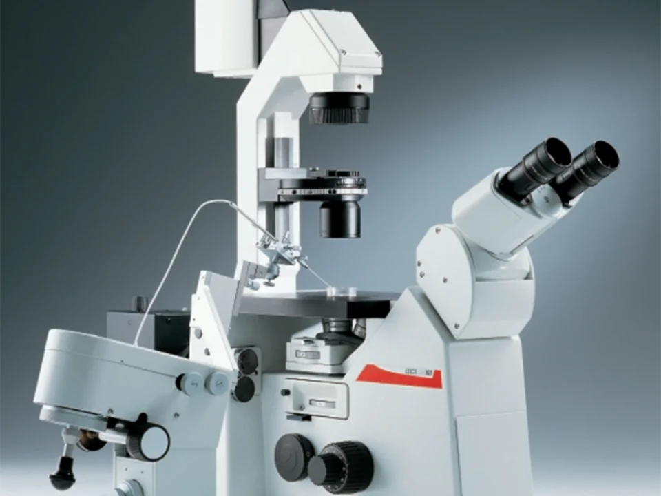 Leica DMIRB/E Inverted Microscope