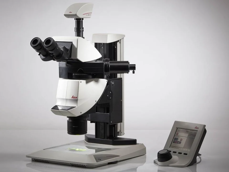 Leica M205 FA Fluorescence Stereomicroscope