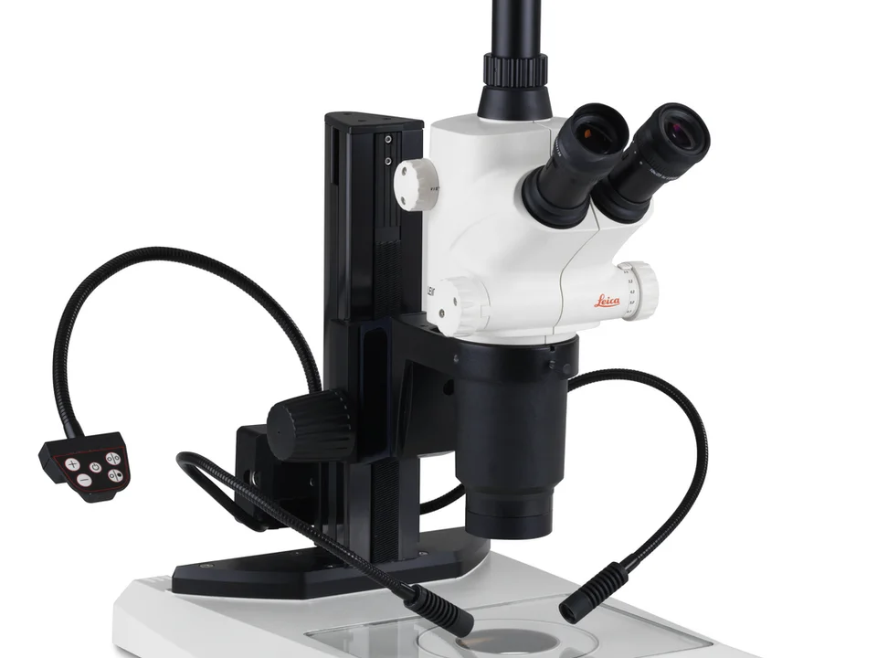 Leica S8 APO Greenough Stereo Microscope with Apochromatic Optics